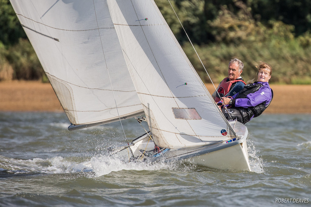 Lark-Sailing-2